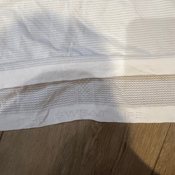 LULULEMON Women's Swiftly Tech Short Sleeve Scoop Size 10 In Heathered White - Picture 9 of 11